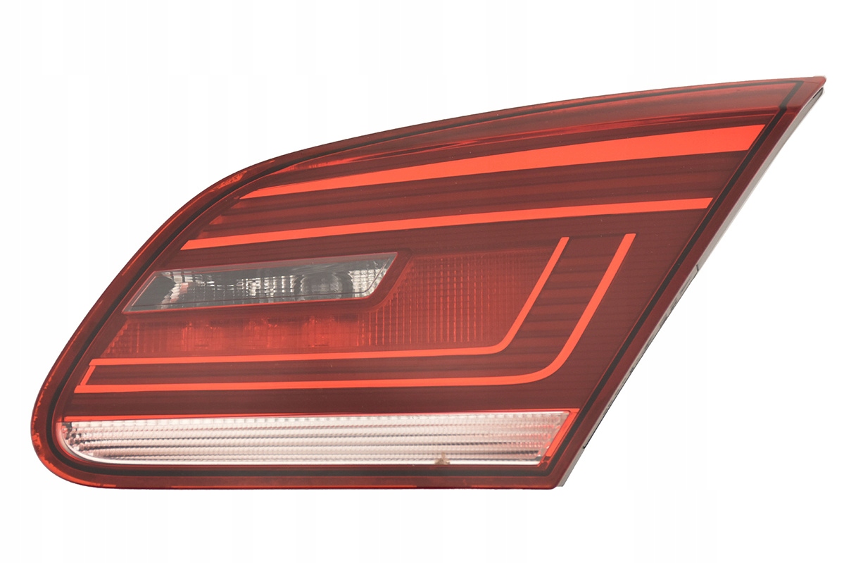 VW Passat (365, B7) 08/10-> Фонарь задний внешн. LED красн./бел. прав.